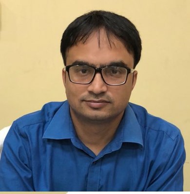 Shri Faiz Aq Ahmed Mumtaz