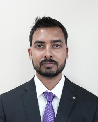 Shri Mrinal Shreshtha