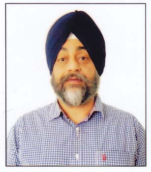 Shri Harmit Singh Pahuja
